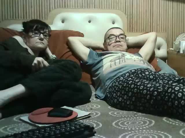 coupleofcoolx Cam Model Chat October 29, 2025