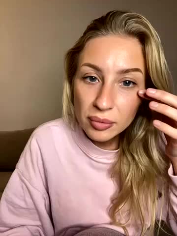 belle98 Cam Model Chat October 29, 2025