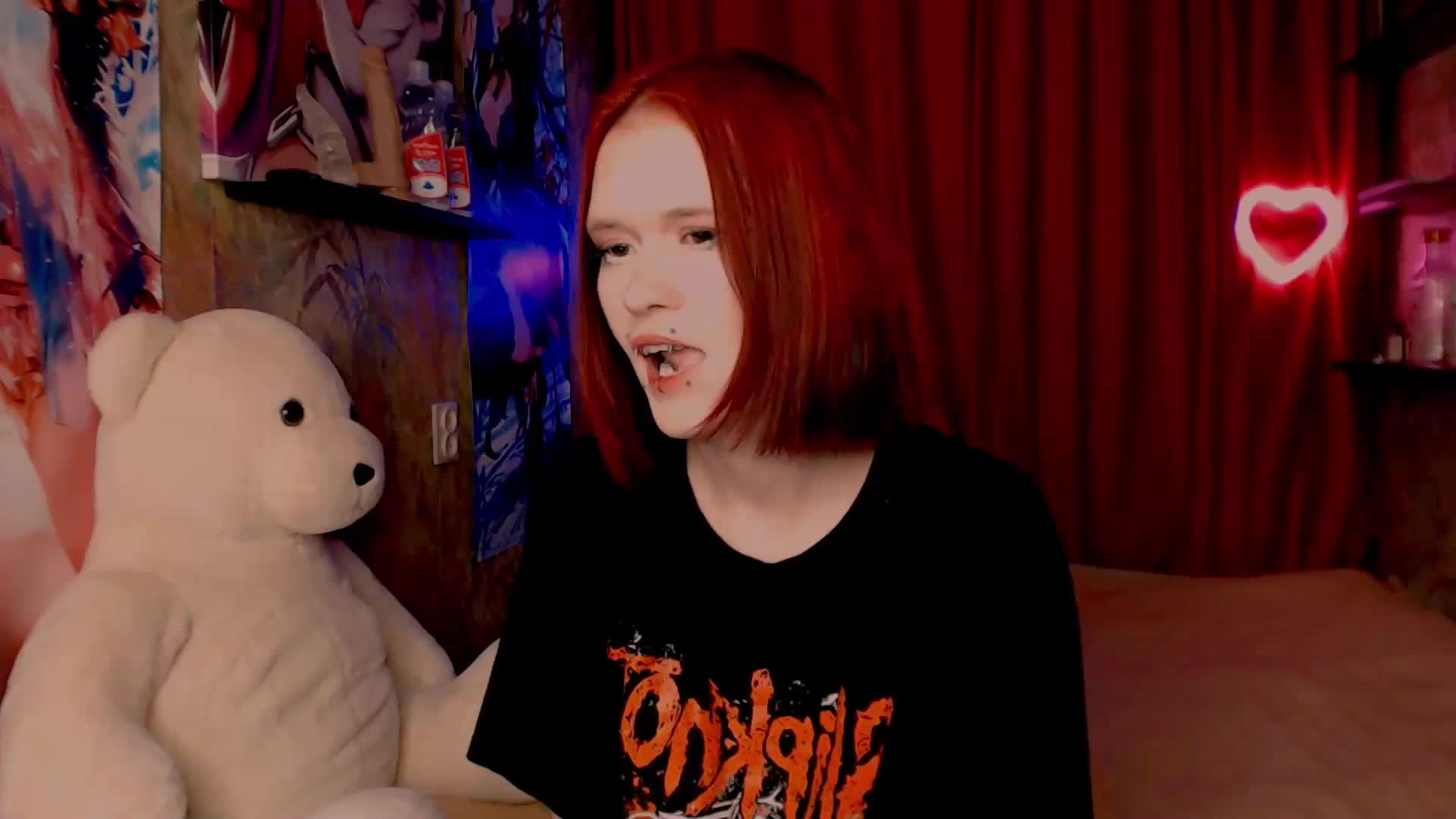 Velvet-and-Venom Cam Model Chat October 29, 2025