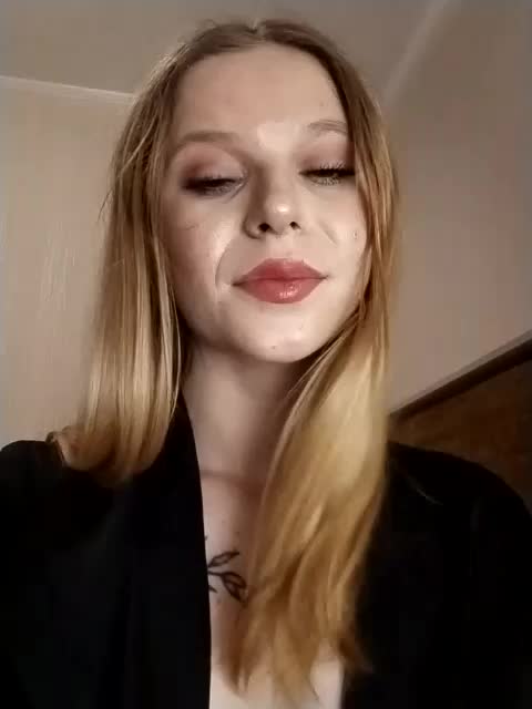 1biscuit1 Cam Model Chat October 29, 2025