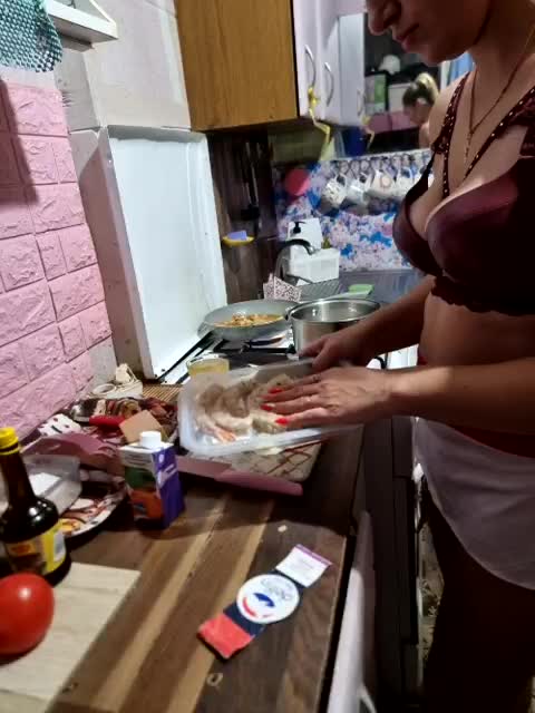 SweetCoople Cam Model Chat October 29, 2025