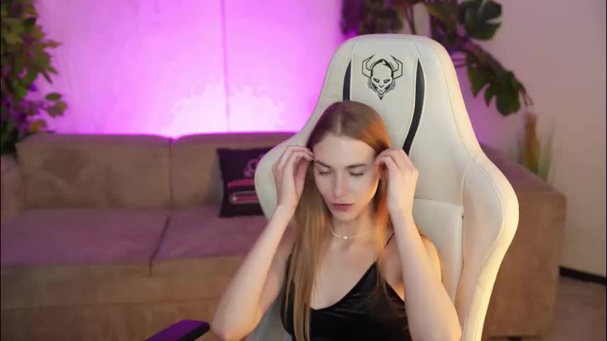 kira0541 Cam Model Chat October 29, 2025