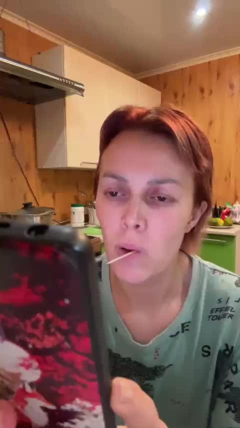 vik77777A Cam Model Chat October 29, 2025