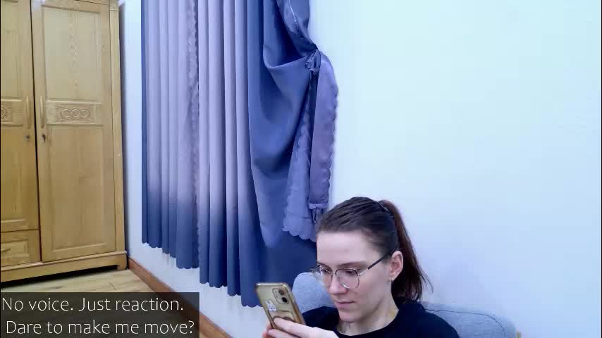 liya_still Cam Model Chat October 29, 2025