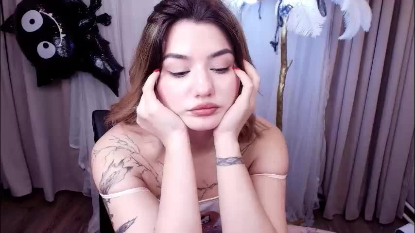 black_pant3r Cam Model Chat October 29, 2025