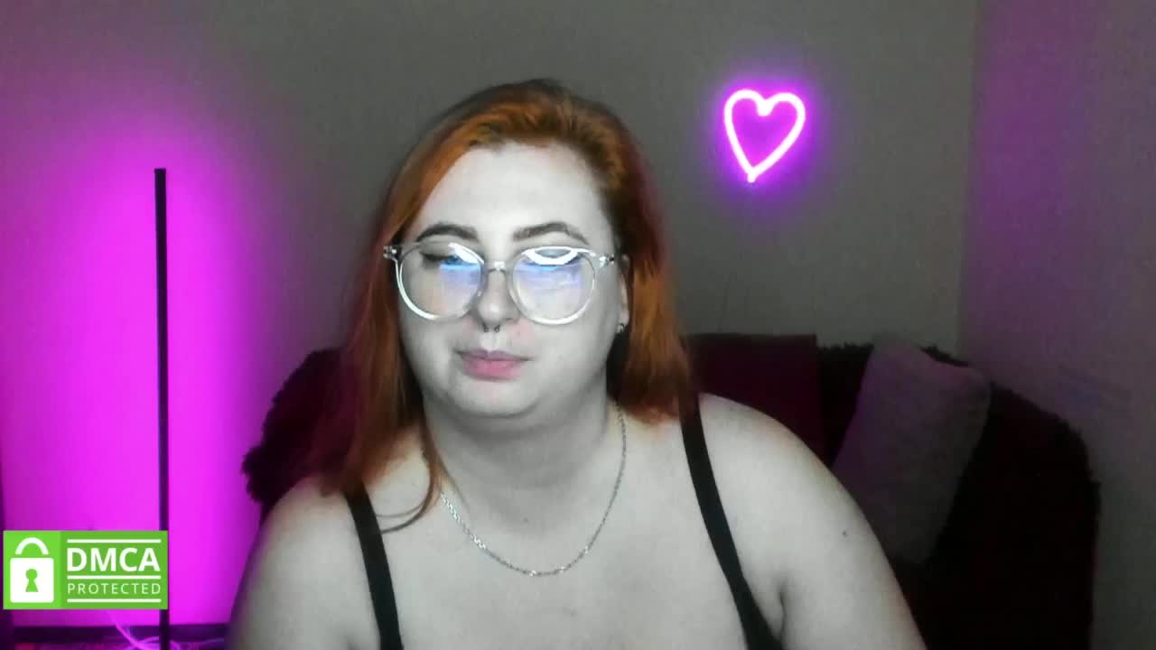 Aliciaredluv Cam Model Chat October 29, 2025