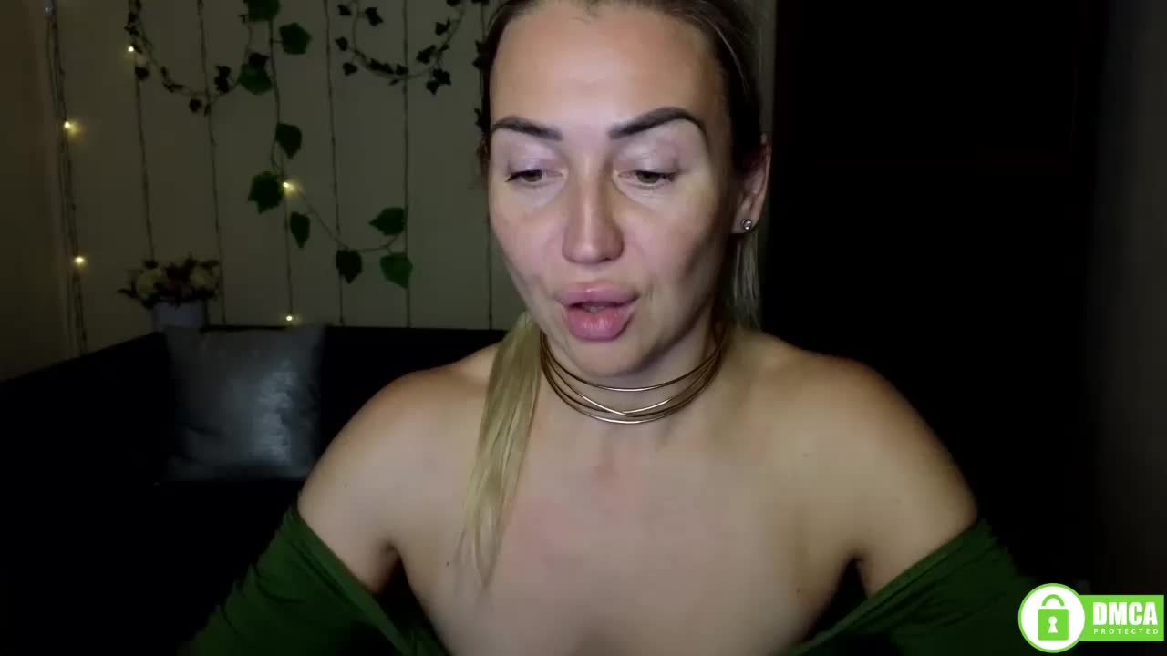 Jullyblondkiss Cam Model Chat October 29, 2025