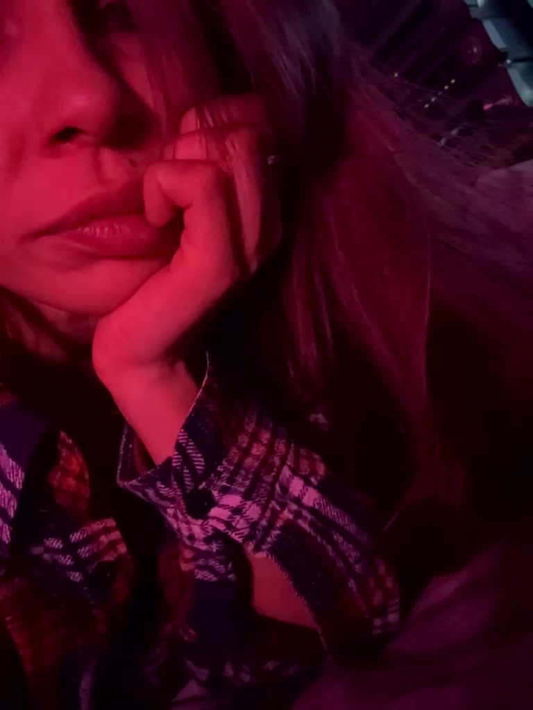 VIP17CoupleDream Cam Model Chat October 29, 2025