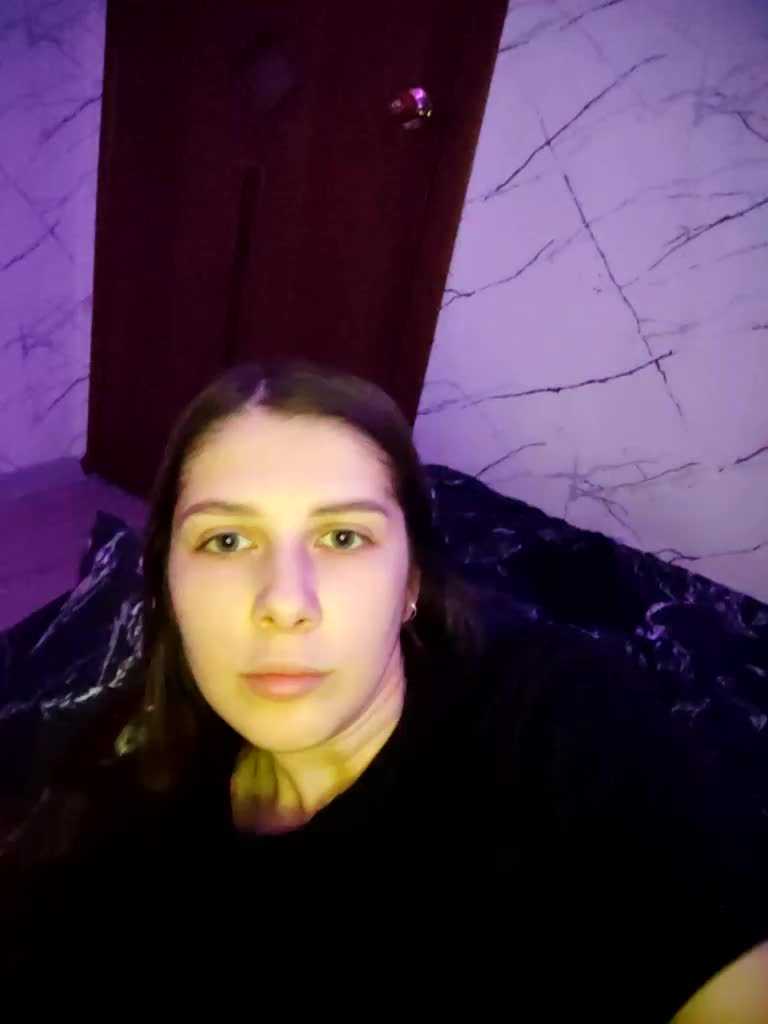 Mary34561 Cam Model Chat October 29, 2025