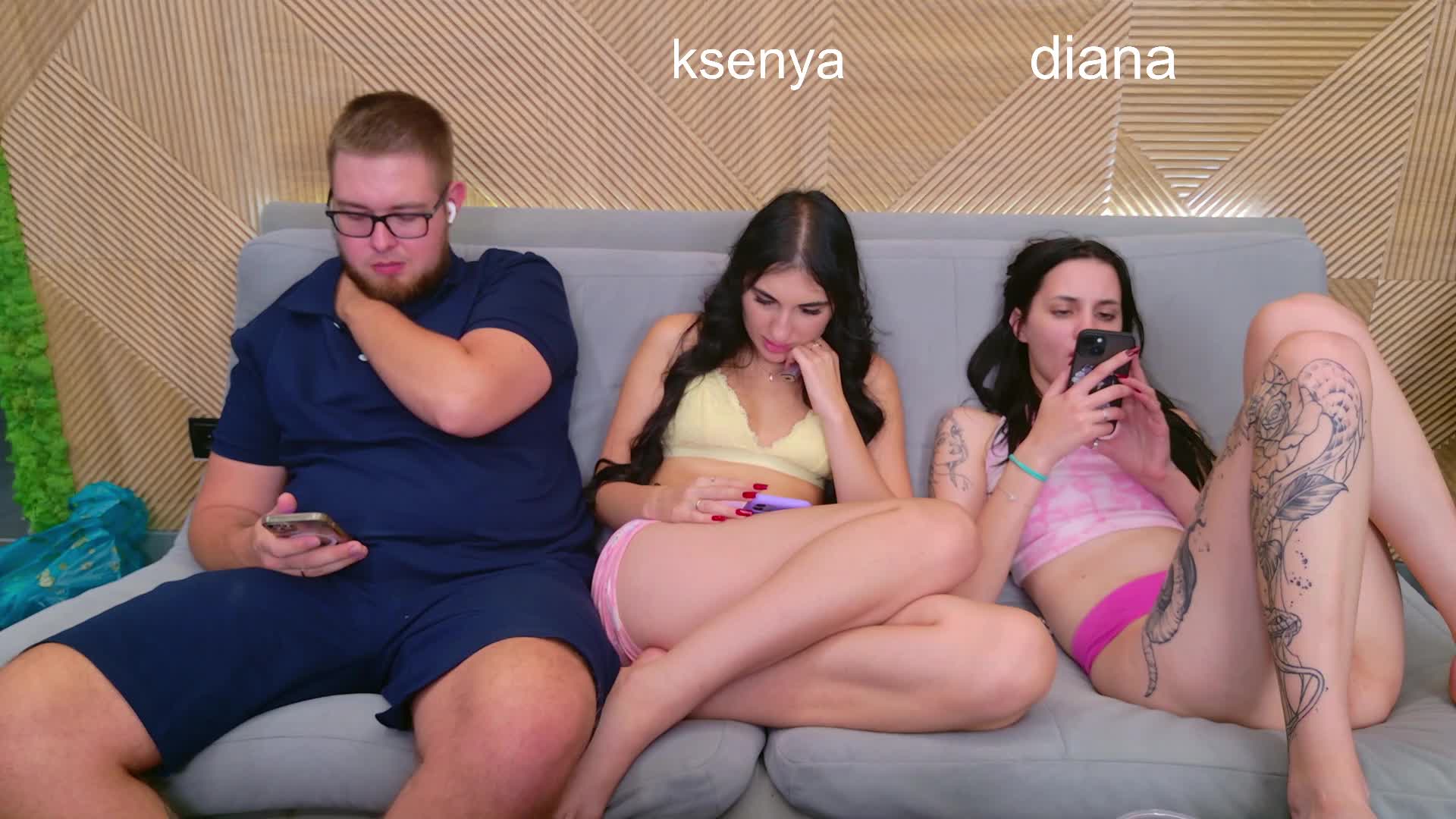 WebcamSlut Cam Model Chat October 29, 2025