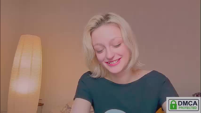 your_molly_mark Cam Model Chat October 29, 2025