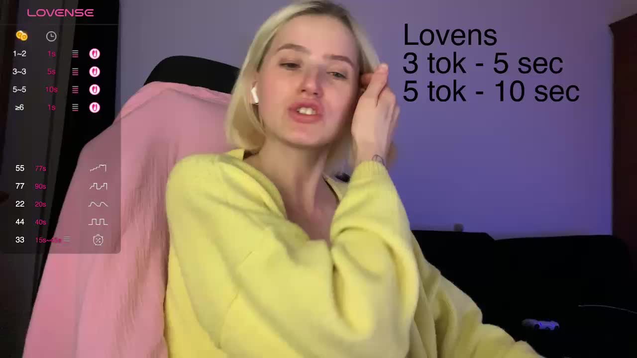 Sexy-Sweets Cam Model Chat October 29, 2025