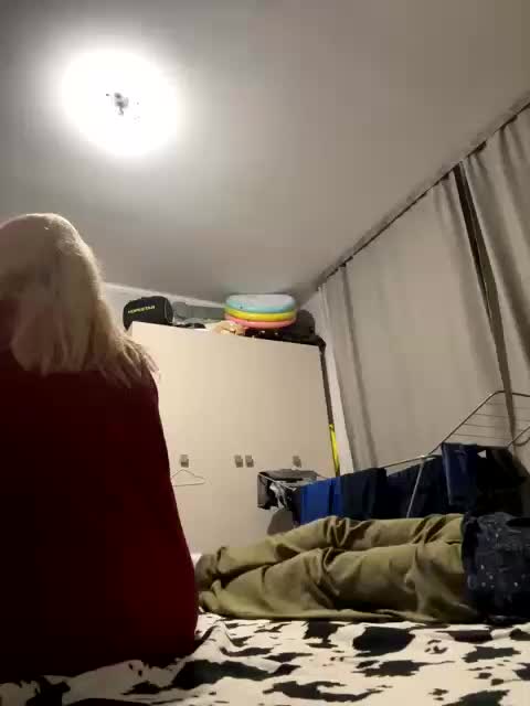 DeNastia01 Cam Model Chat October 29, 2025