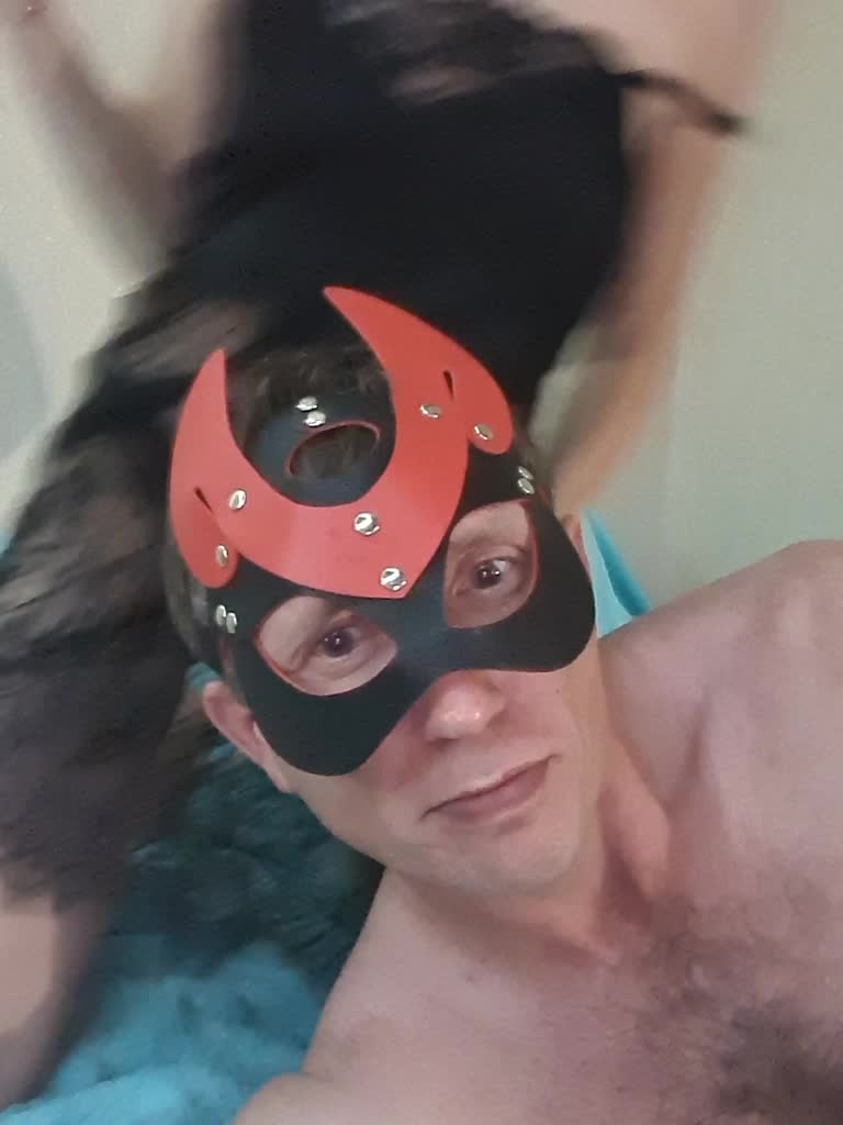 Lola-and-lovers Cam Model Chat October 29, 2025