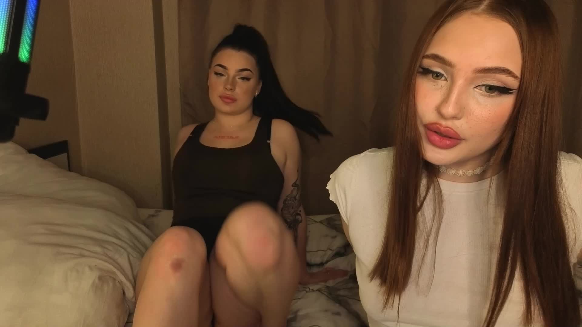 LisaAndDenis Cam Model Chat October 29, 2025