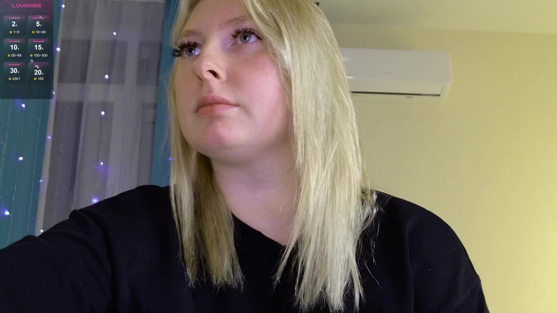 Eva-Rosy Cam Model Chat October 29, 2025