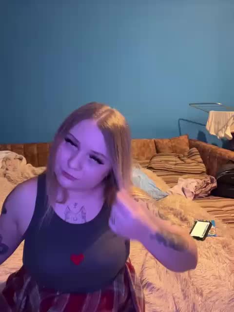 Peppapigi Cam Model Chat October 29, 2025