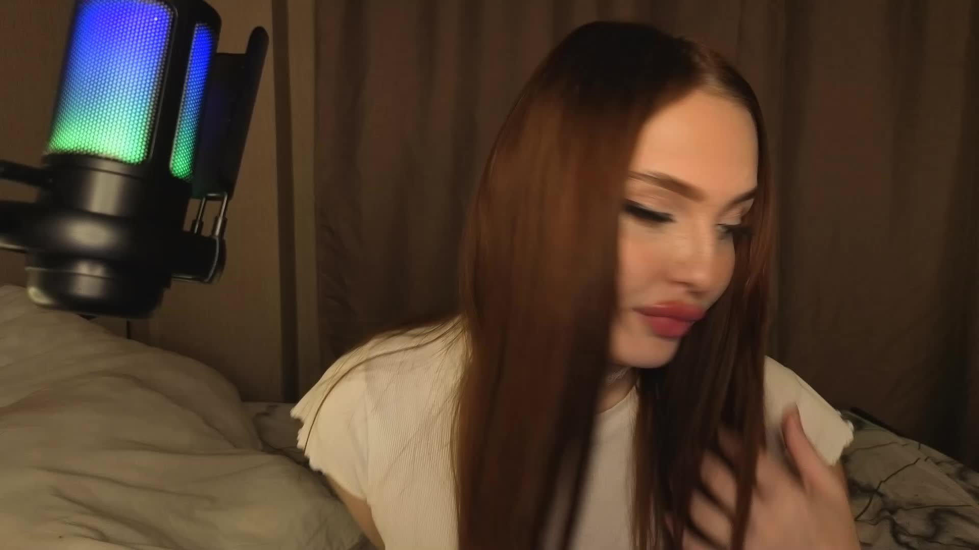 LisaAndDenis Cam Model Chat October 29, 2025