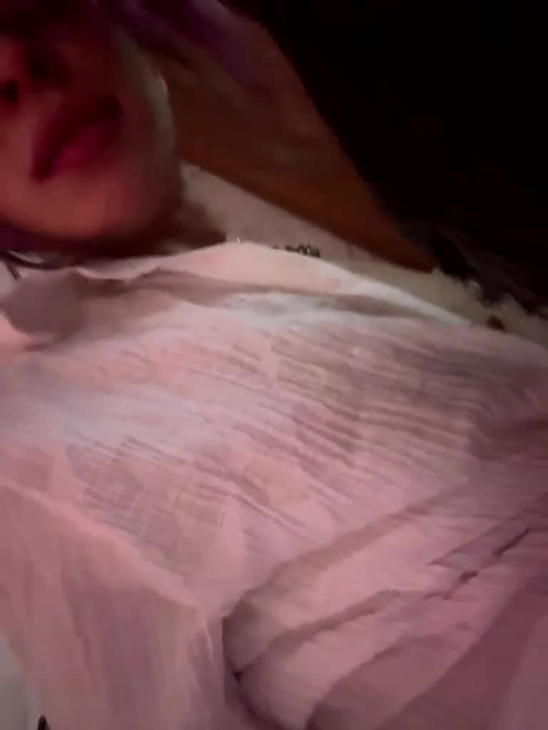 VIP17CoupleDream Cam Model Chat October 29, 2025