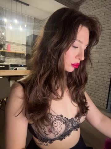 Melissa222Femdom Cam Model Chat October 29, 2025