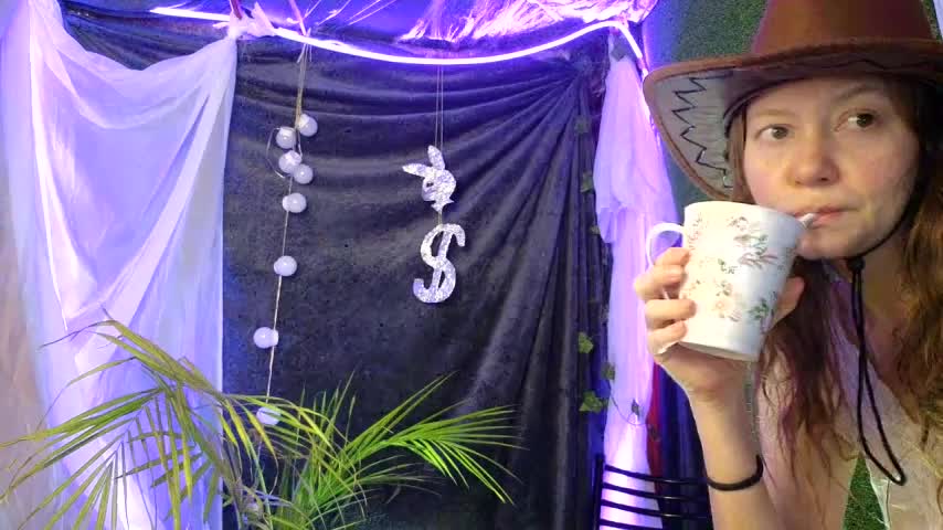 Jony_Marta Cam Model Chat October 29, 2025