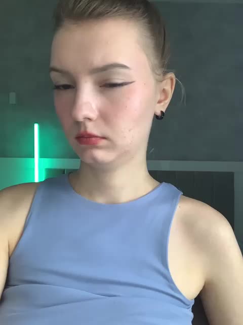 -Nezukoo- Cam Model Chat October 29, 2025