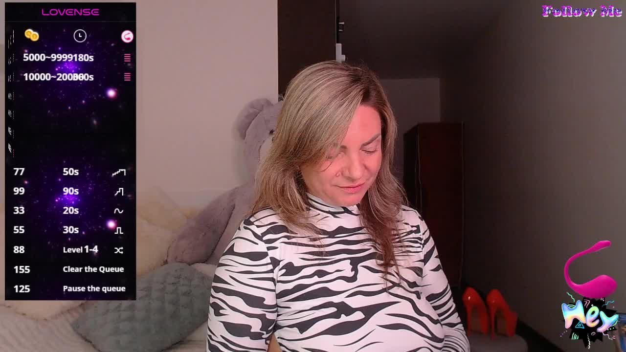 TerriLaxxx Cam Model Chat October 29, 2025