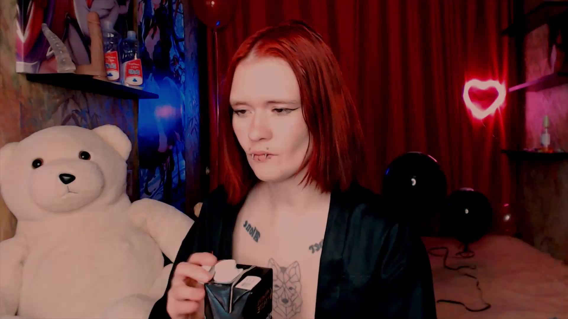 Velvet-and-Venom Cam Model Chat October 29, 2025