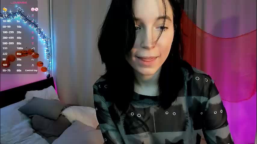 lilithlunna Cam Model Chat October 29, 2025