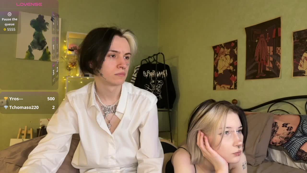 VeryRareTwins Cam Model Chat October 29, 2025