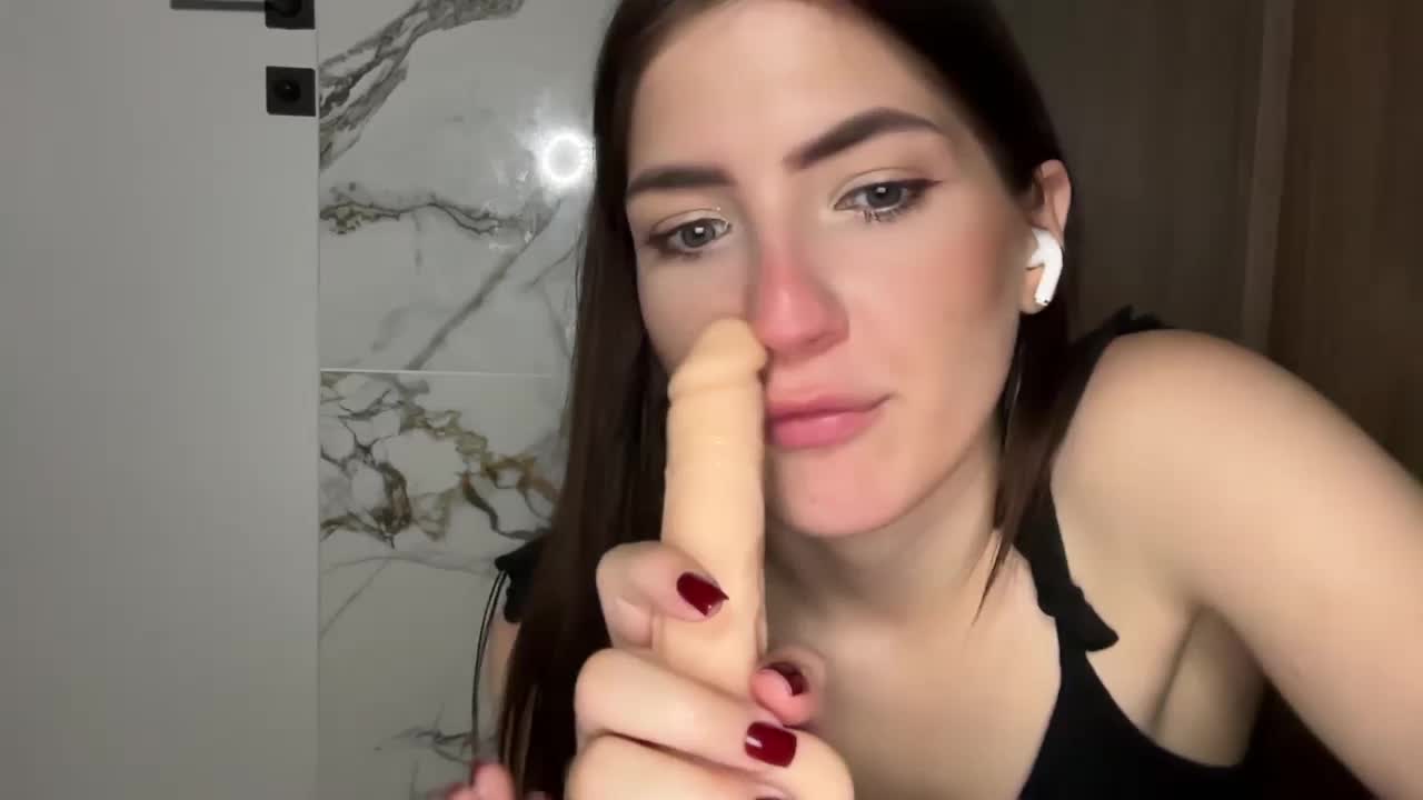 SelenaMoon Cam Model Chat October 29, 2025