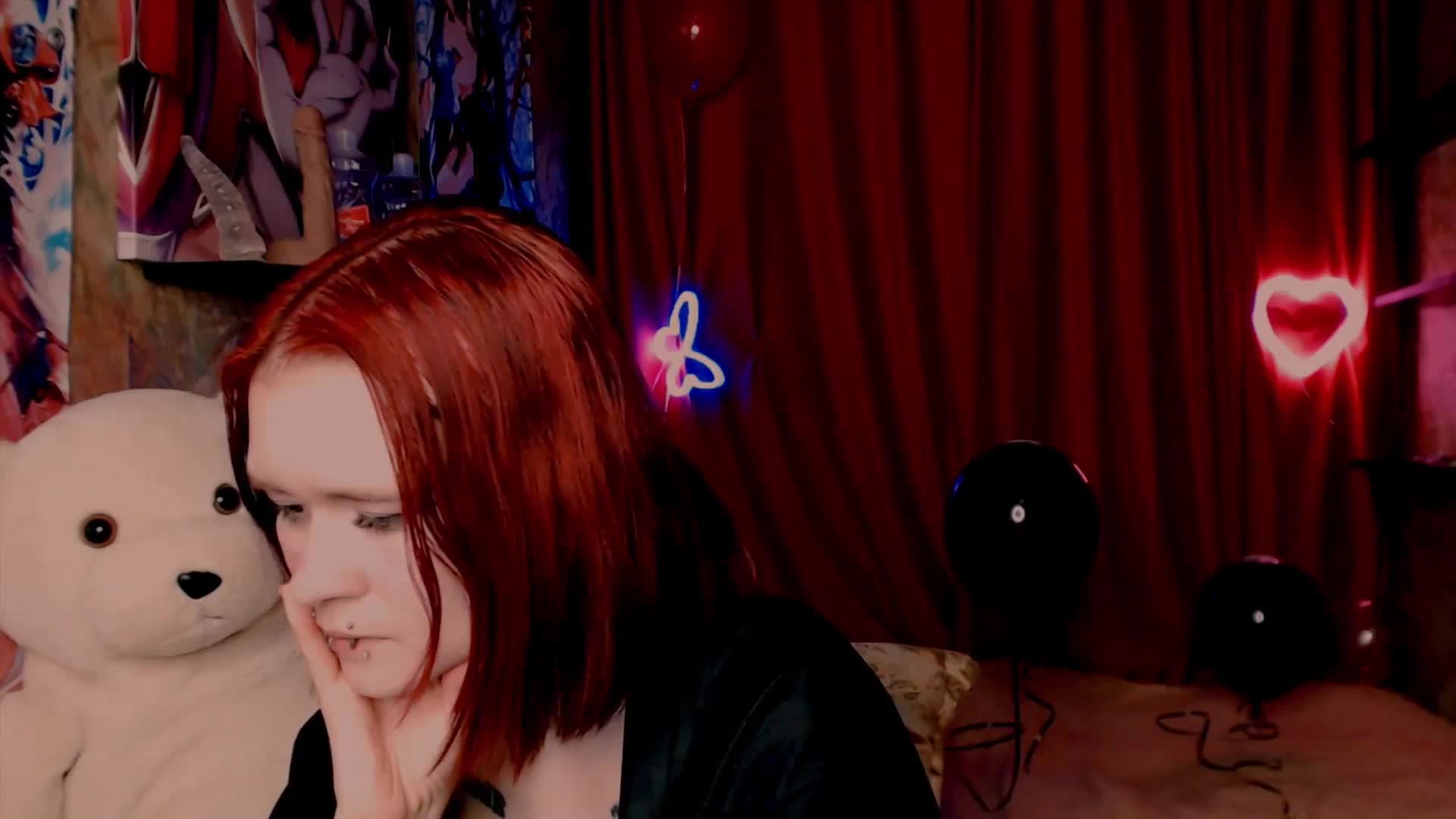 Velvet-and-Venom Cam Model Chat October 29, 2025