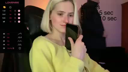 Sexy-Sweets Cam Model Chat October 29, 2025