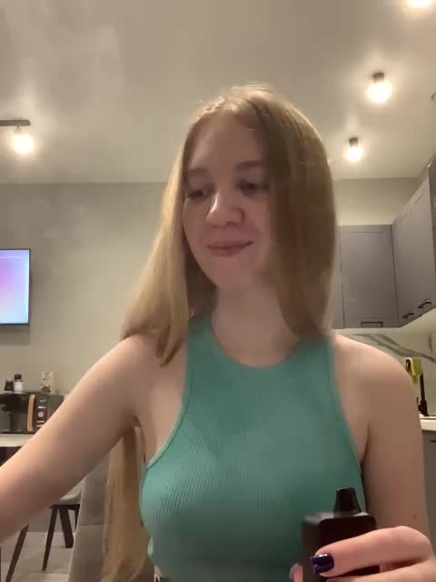 Vita-min-4ik Cam Model Chat October 29, 2025