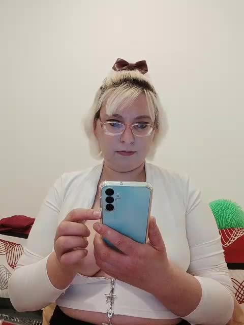 Vika211 Cam Model Chat October 29, 2025