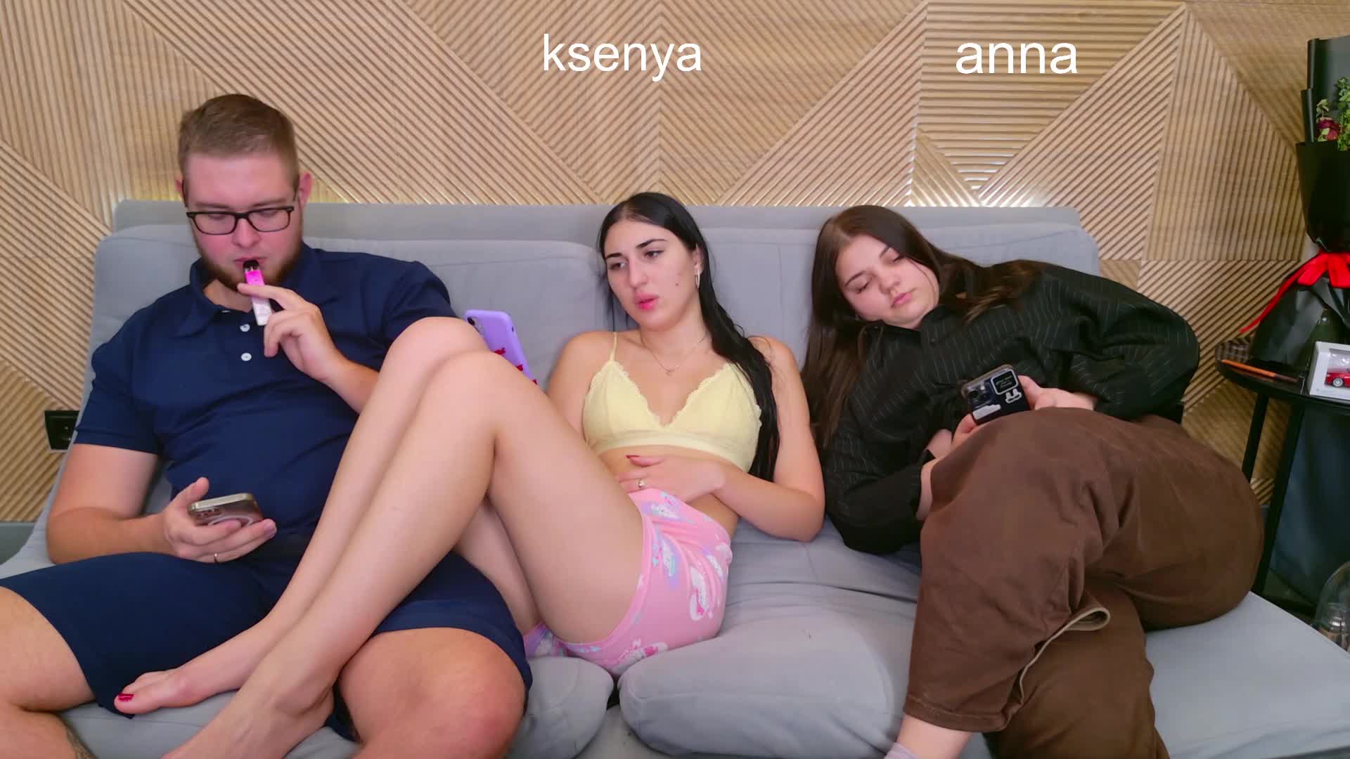 WebcamSlut Cam Model Chat October 29, 2025