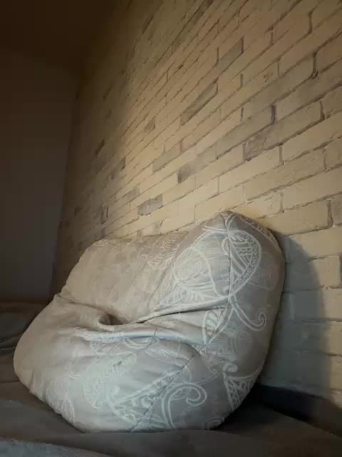 MissHamilton07 Cam Model Chat October 29, 2025