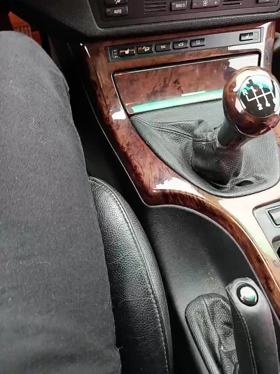 QRYNAMI Cam Model Chat October 29, 2025