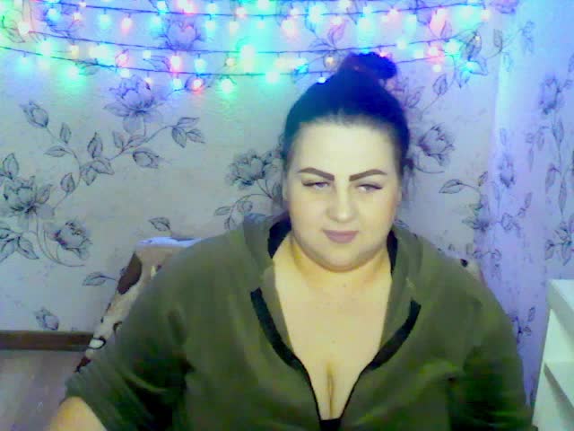 Ruby-Lorrie Cam Model Chat October 29, 2025