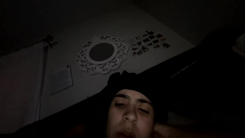 zoel87 Cam Model Chat October 29, 2025