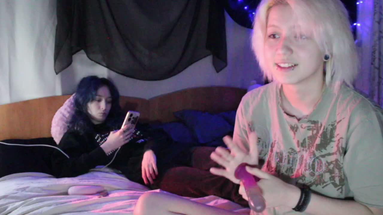 Nagito_Komaeda Cam Model Chat October 29, 2025