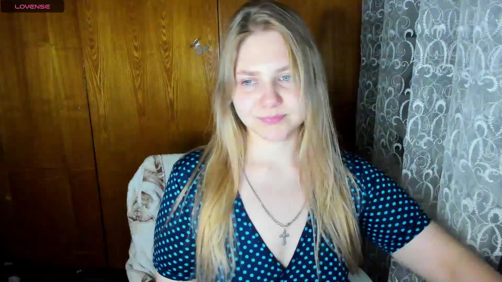 Emma-Frizea Cam Model Chat October 29, 2025