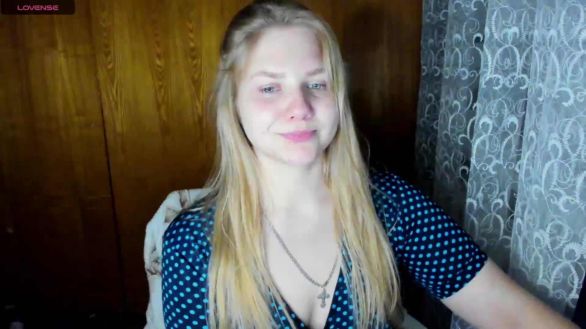 Emma-Frizea Cam Model Chat October 29, 2025