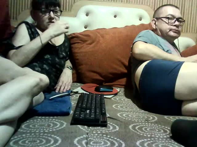 coupleofcoolx Cam Model Chat October 29, 2025