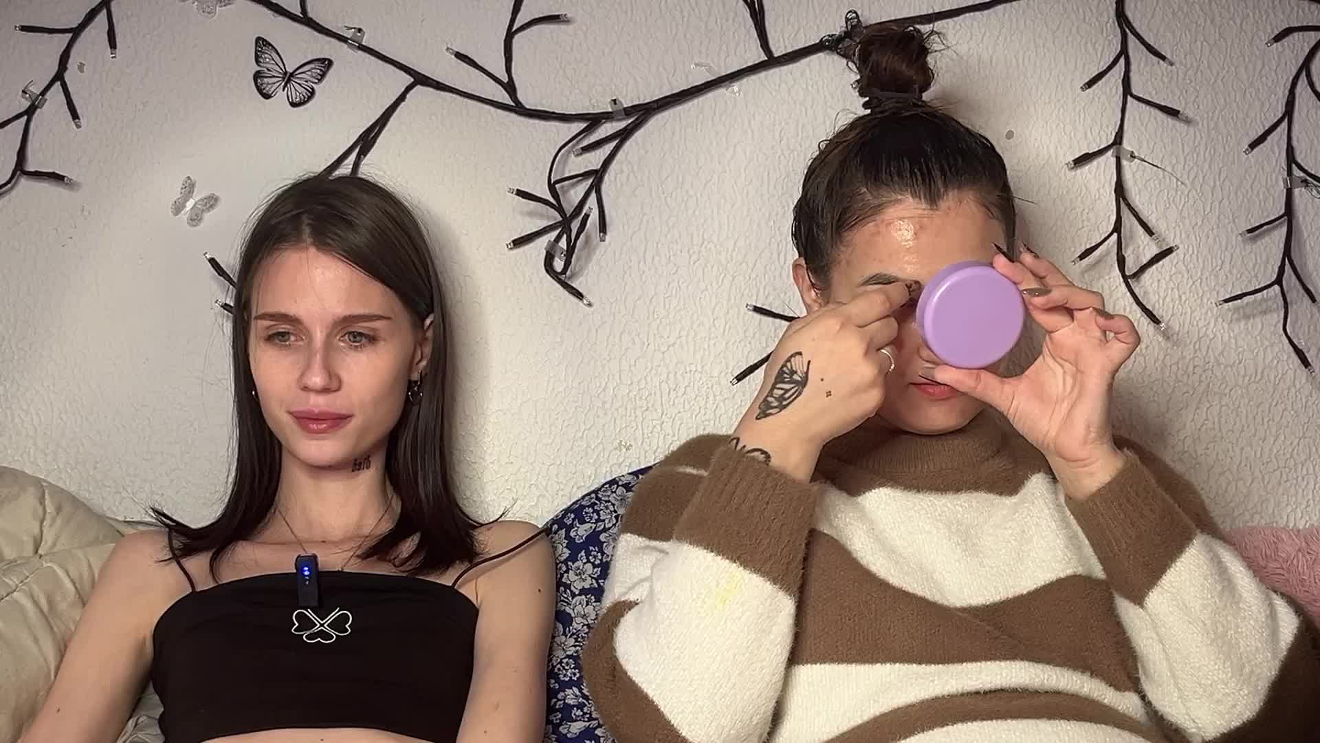 ZoyaVikki Cam Model Chat October 29, 2025