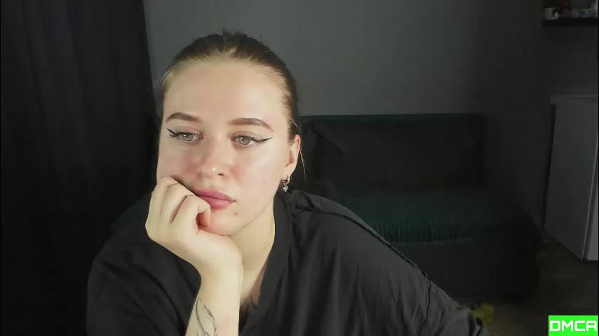 robert_lisa Cam Model Chat October 29, 2025