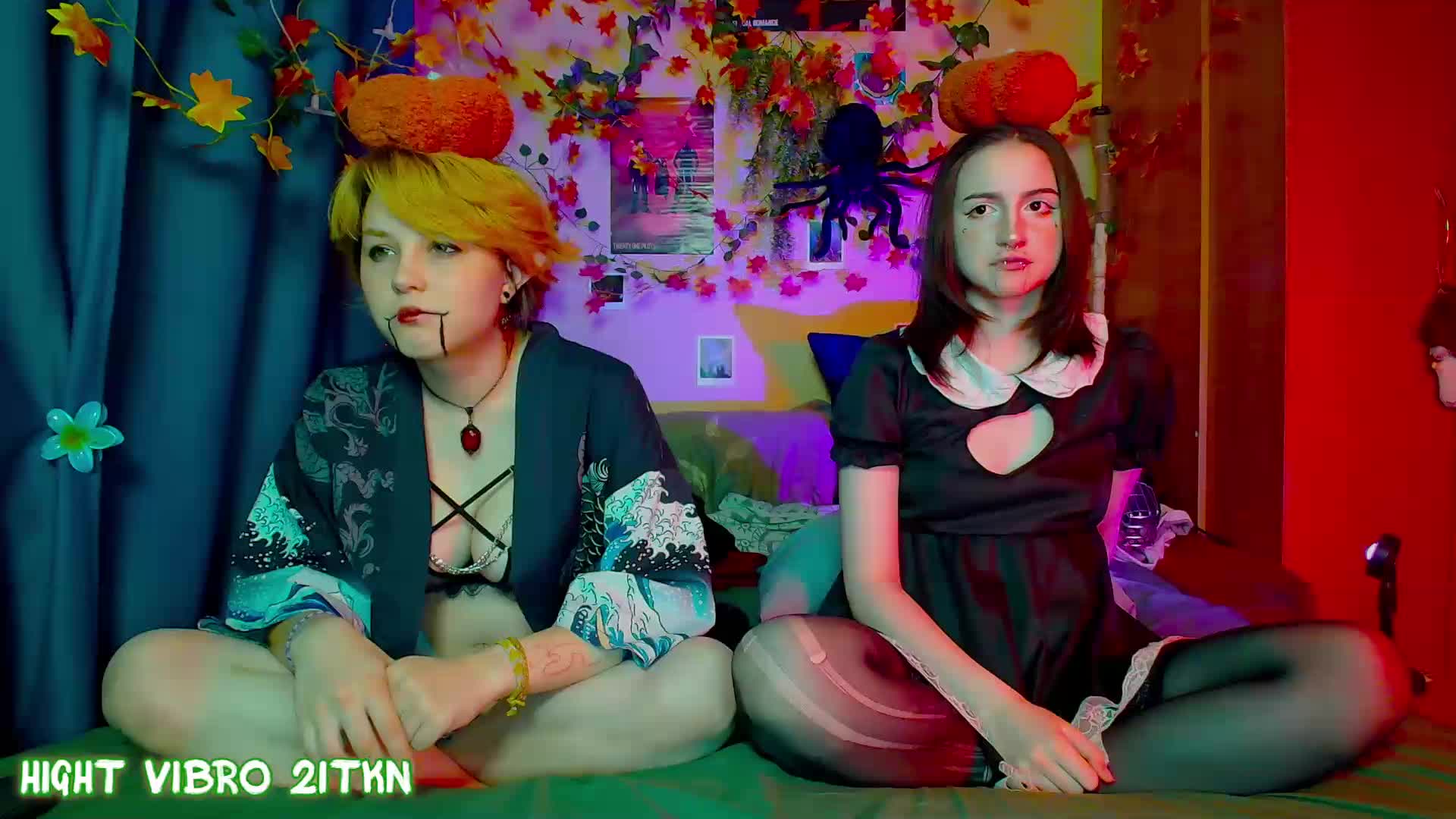 Tricky_Kitsune Cam Model Chat October 29, 2025