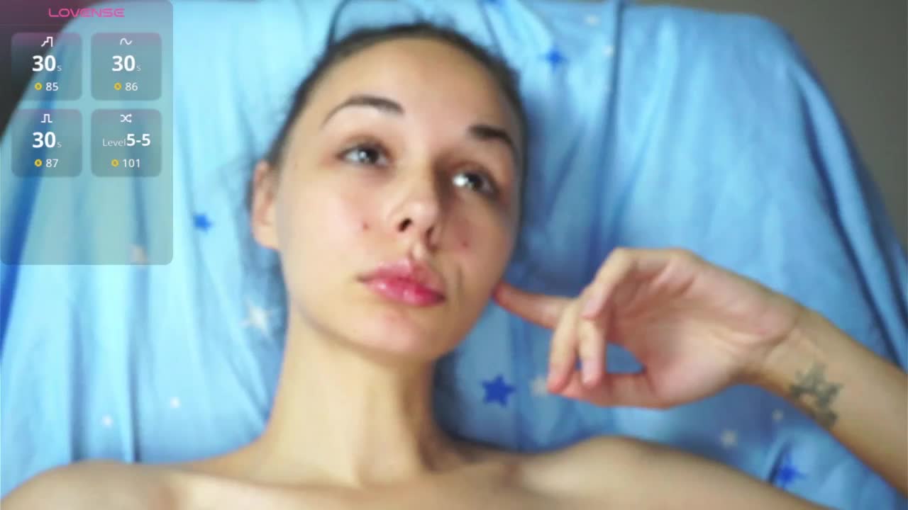 Miss-Bia Cam Model Chat October 29, 2025