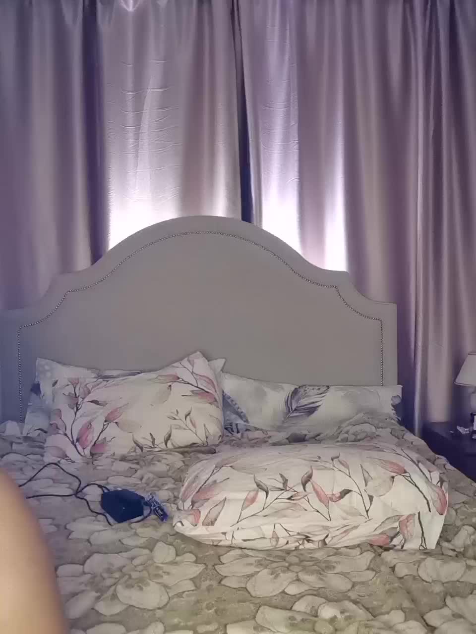 Her-Girl Cam Model Chat October 29, 2025