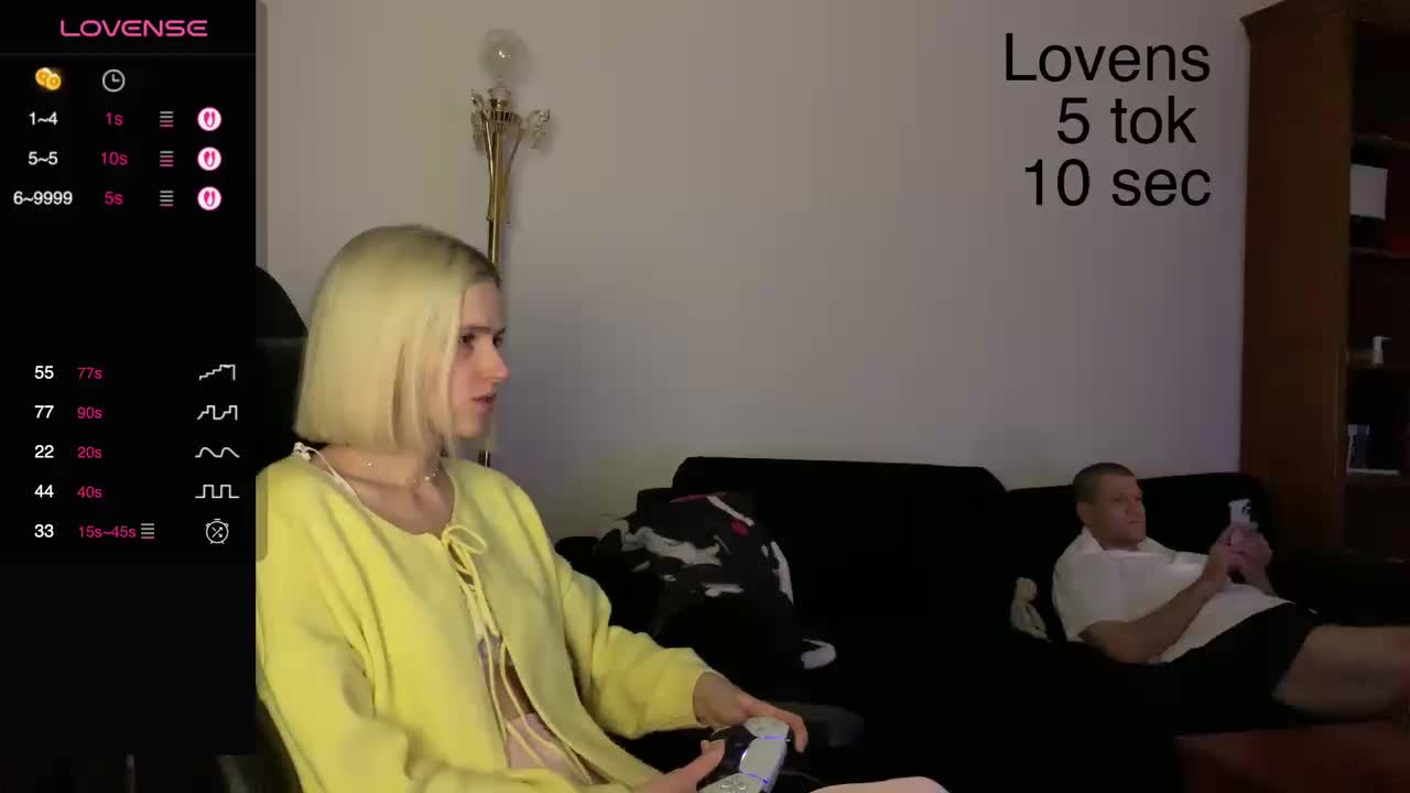 Sexy-Sweets Cam Model Chat October 29, 2025